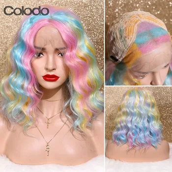 COLODO Renkli Peruk Kadın Vücut Dalga Kısa Sentetik Dantel ön peruk Sürükle Kraliçe Cosplay Moda Ombre Gökkuşağı ısıya Dayanıklı